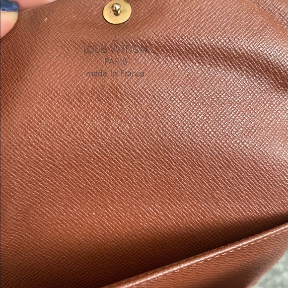 LV Monogram Trifold wallet - Picture 8 of 10